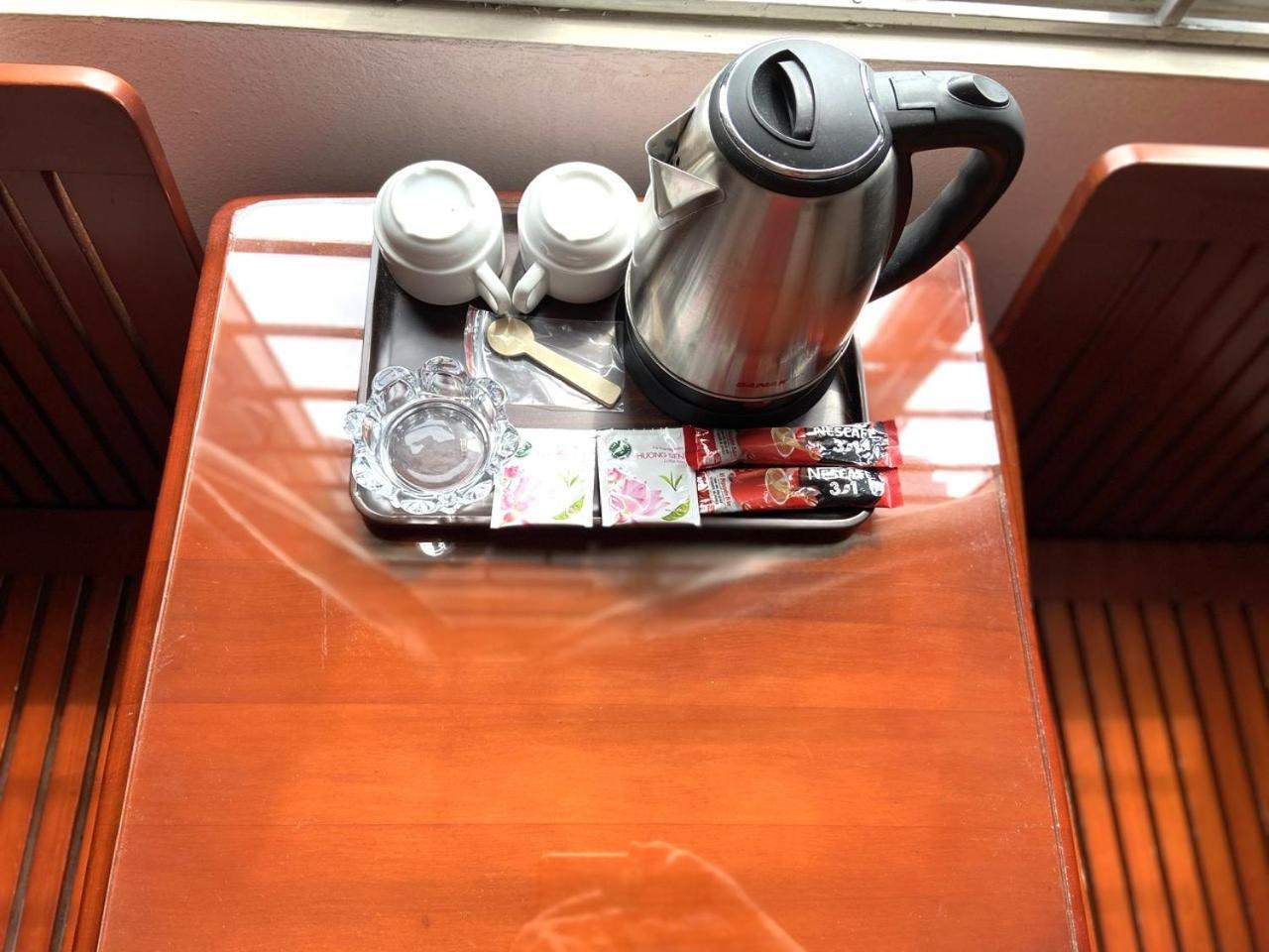 ホン ハ ホテル Thach Loi エクステリア 写真